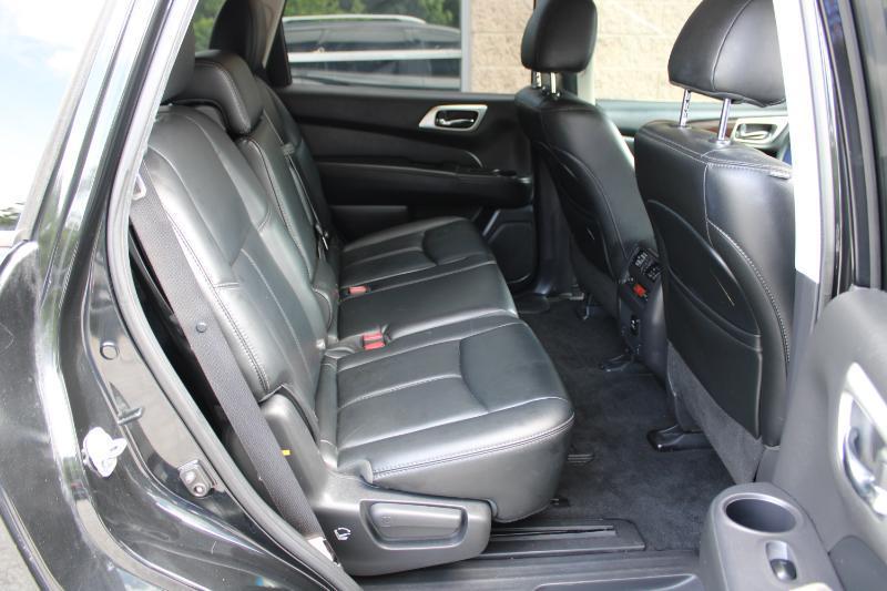 Nissan Pathfinder 2WD 4dr SL 2016