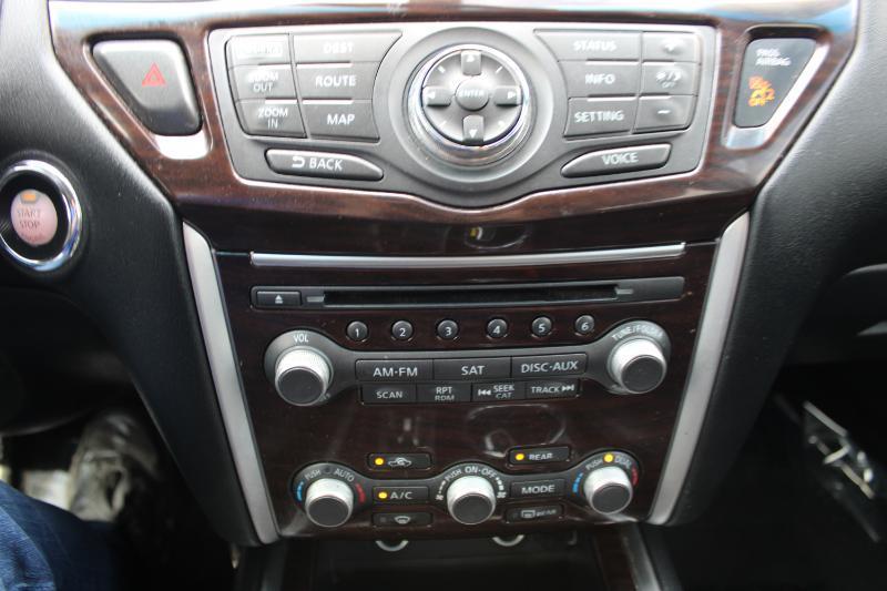 Nissan Pathfinder 2WD 4dr SL 2016