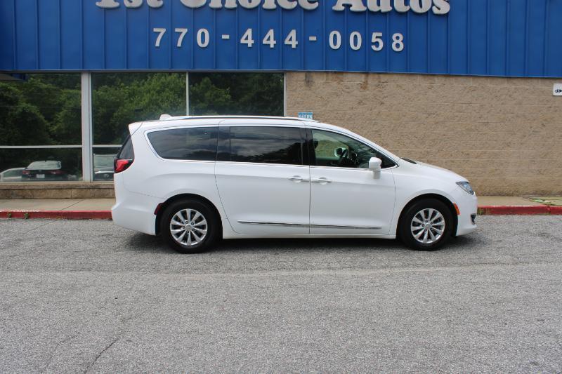 Chrysler Pacifica Touring L FWD 2019