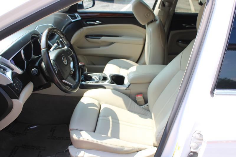 Cadillac SRX FWD 4dr Luxury Collection 2012