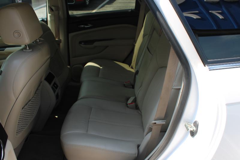 Cadillac SRX FWD 4dr Luxury Collection 2012