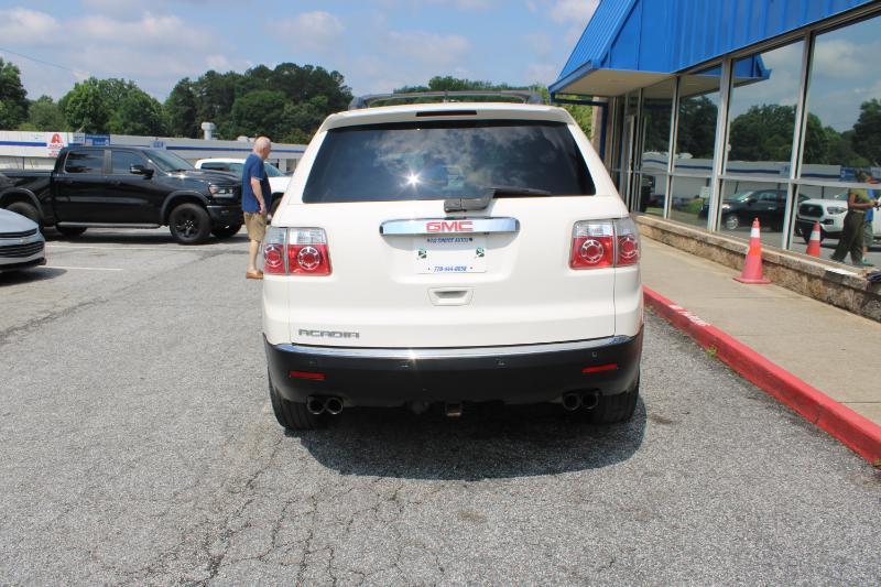 GMC Acadia FWD 4dr SLT2 2010