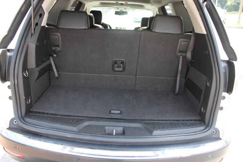GMC Acadia FWD 4dr SLT2 2010