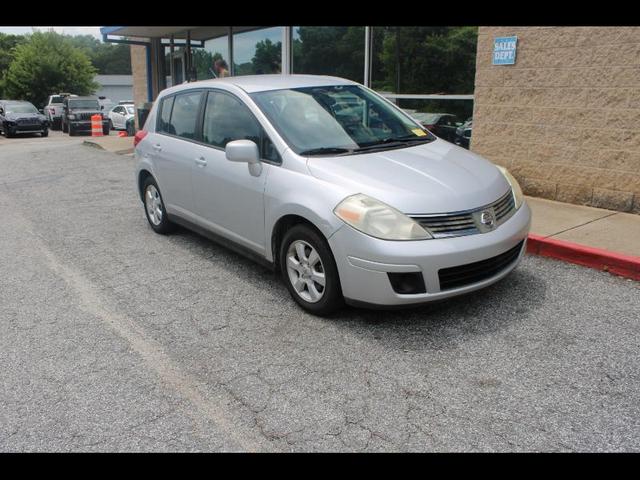 2009 Nissan Versa SL Hatchback