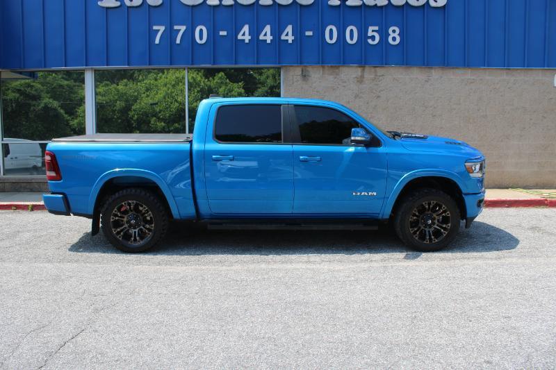 RAM 1500 Laramie 4x2 Crew Cab 5'7" Box 2021