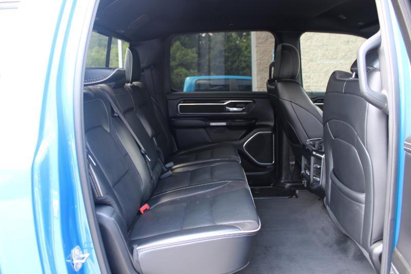 RAM 1500 Laramie 4x2 Crew Cab 5'7" Box 2021