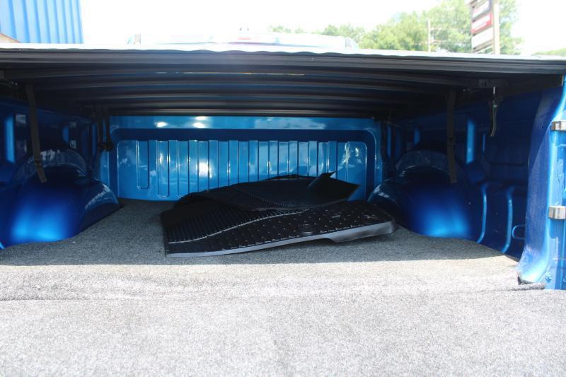 RAM 1500 Laramie 4x2 Crew Cab 5'7" Box 2021