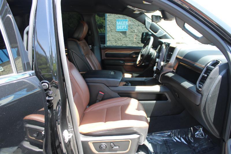 RAM 1500 Longhorn 4x4 Crew Cab 5'7" Box 2024