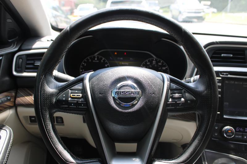 Nissan Maxima 4dr Sdn 3.5 Platinum 2016