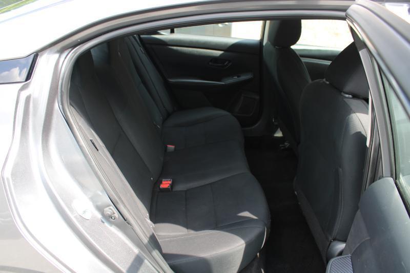 Nissan Sentra S CVT 2024