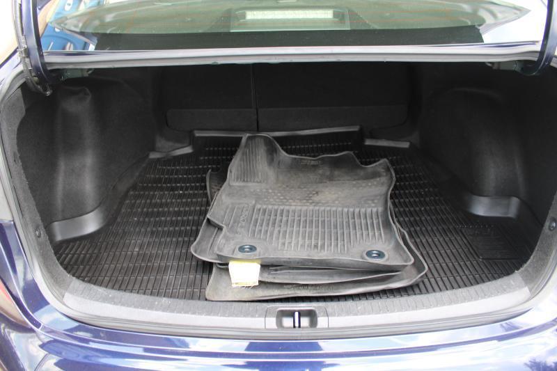 Toyota Corolla Hybrid LE FWD (Natl) 2023