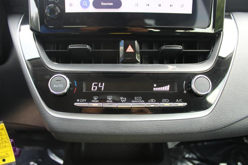 Toyota Corolla Hybrid LE FWD (Natl) 2023