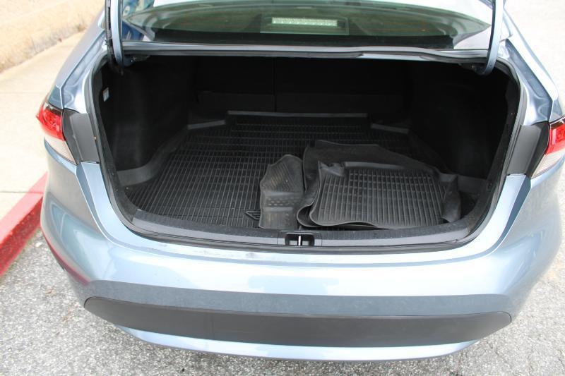Toyota Corolla Hybrid LE CVT (Natl) 2022