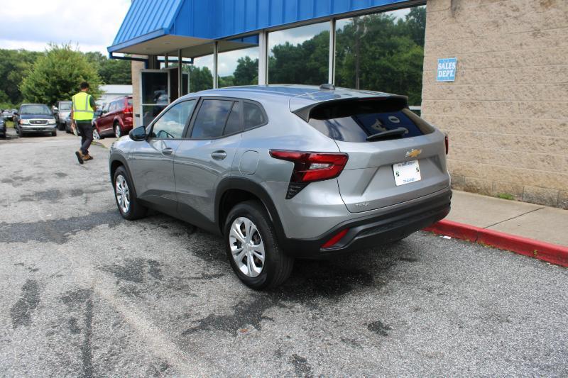 Chevrolet Trax FWD 4dr LS 2024
