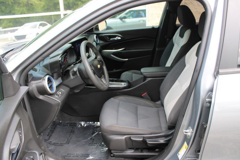 Chevrolet Trax FWD 4dr LS 2024