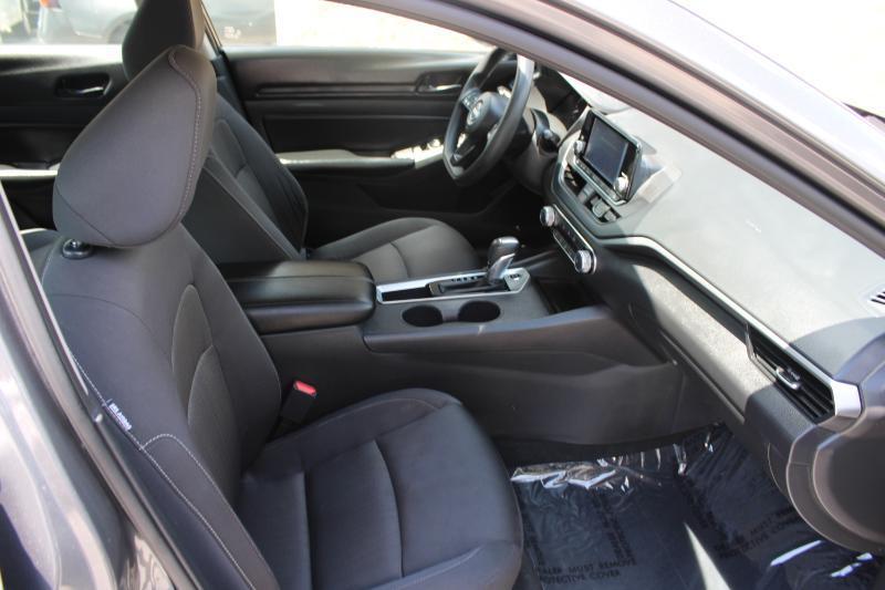 Nissan Altima 2.5 S Sedan 2024