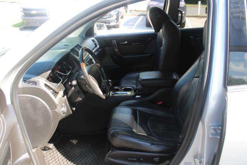GMC Acadia AWD 4dr Denali 2016
