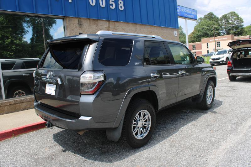 Toyota 4Runner RWD 4dr V6 SR5 Premium (Natl) 2016