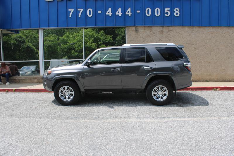 Toyota 4Runner RWD 4dr V6 SR5 Premium (Natl) 2016