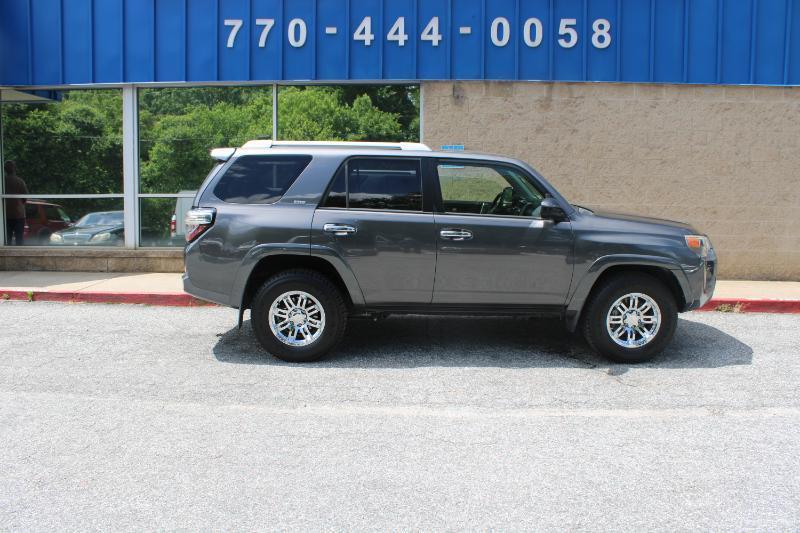 Toyota 4Runner RWD 4dr V6 SR5 Premium (Natl) 2016