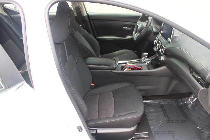 Nissan Sentra SV CVT 2023