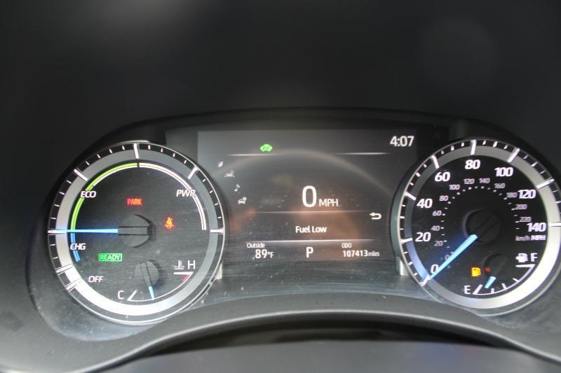 Toyota Highlander Hybrid XLE FWD (Natl) 2023