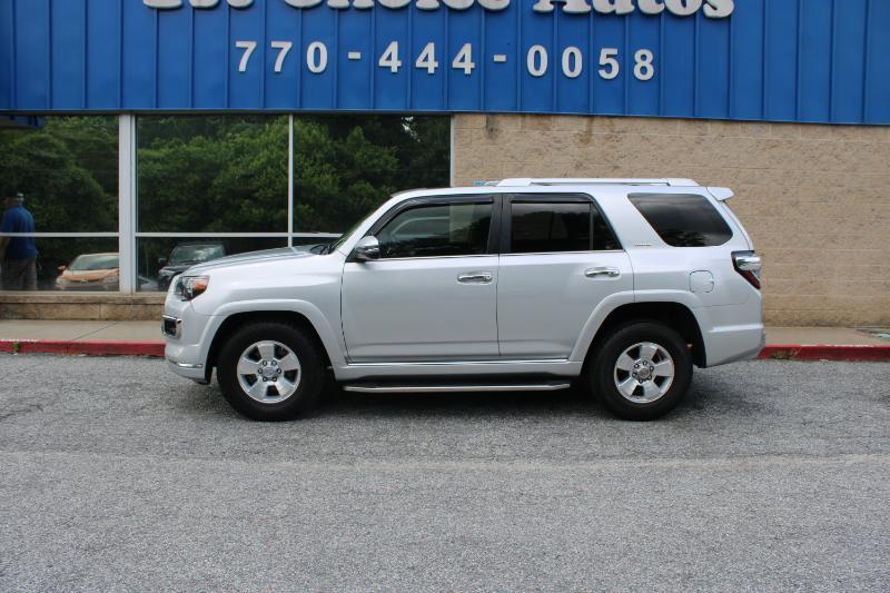Toyota 4Runner SR5 Premium 2WD (Natl) 2018