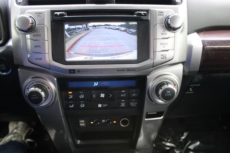 Toyota 4Runner SR5 Premium 2WD (Natl) 2018