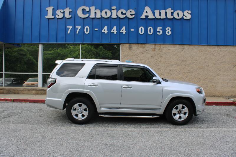 Toyota 4Runner SR5 Premium 2WD (Natl) 2018