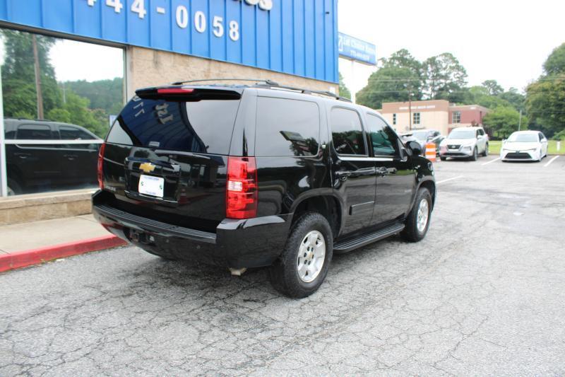 Chevrolet Tahoe 2WD 4dr 1500 LT 2013