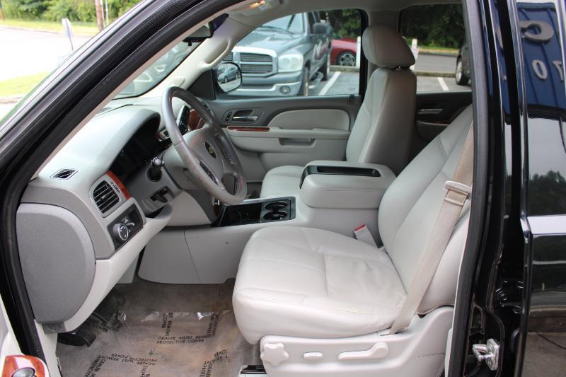 Chevrolet Tahoe 2WD 4dr 1500 LT 2013
