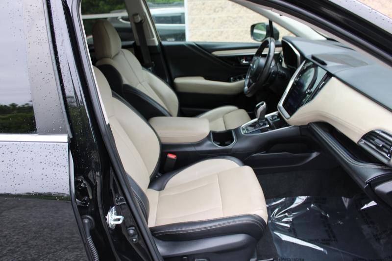 Subaru Outback Limited CVT 2022
