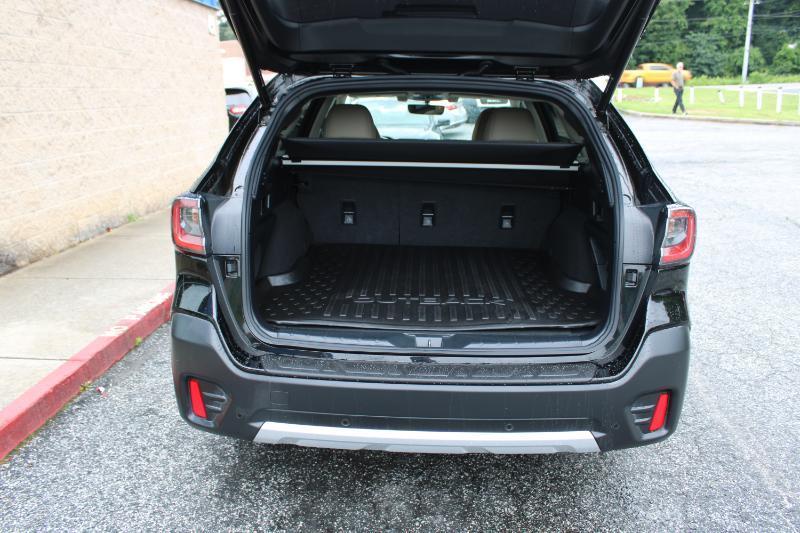 Subaru Outback Limited CVT 2022