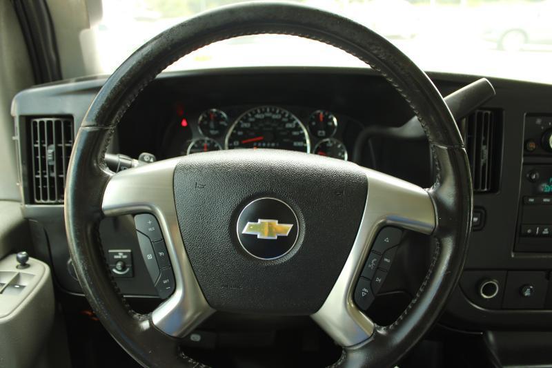 Chevrolet Express Cargo Van RWD 2500 155" 2016
