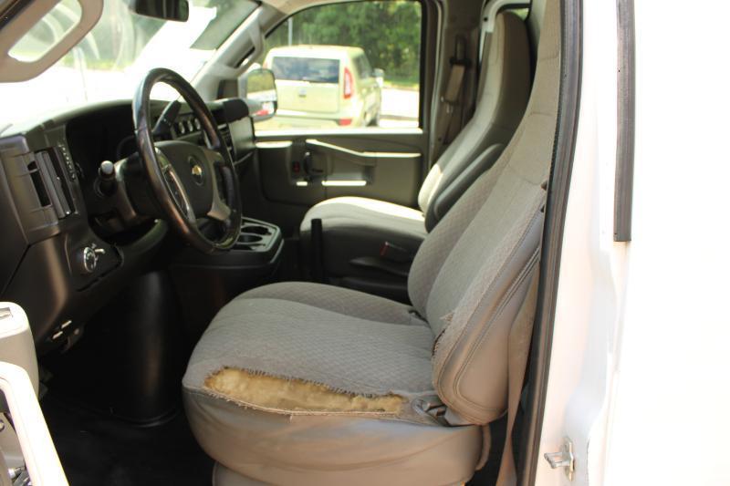 Chevrolet Express Cargo Van RWD 2500 155" 2016