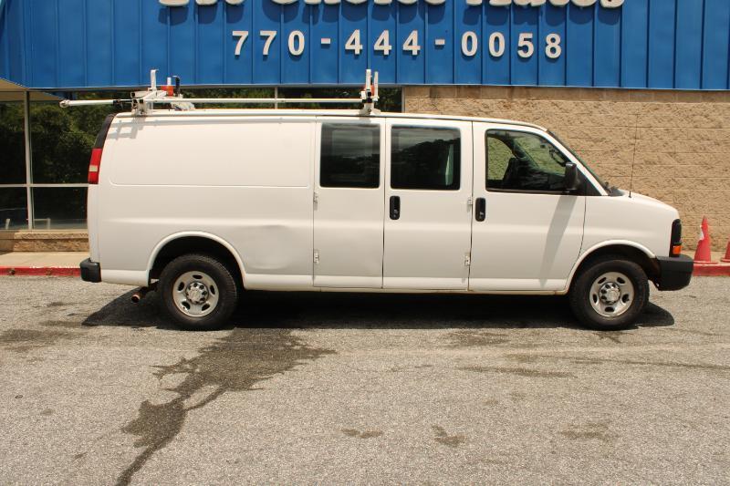 Chevrolet Express Cargo Van RWD 2500 155" 2016
