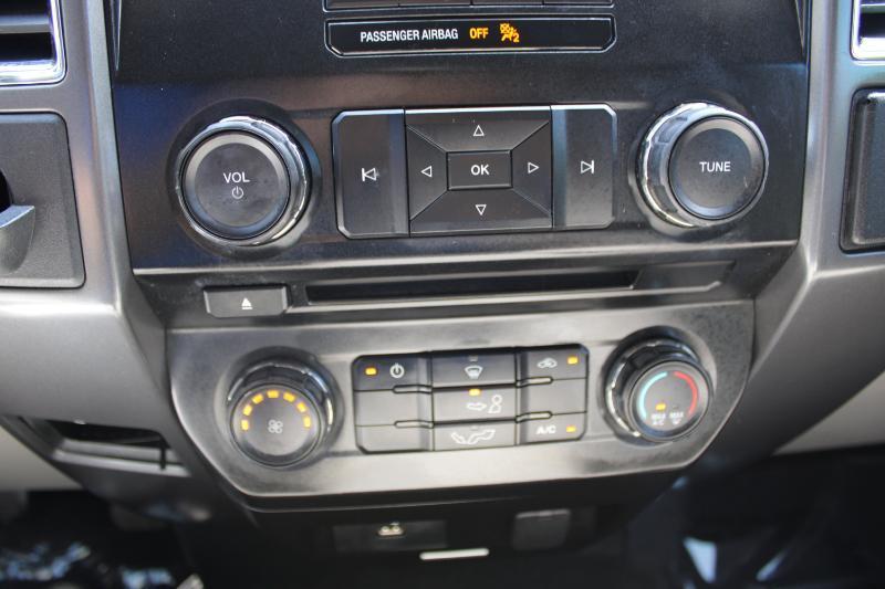 Ford F-150 2WD SuperCrew 145" XLT 2016