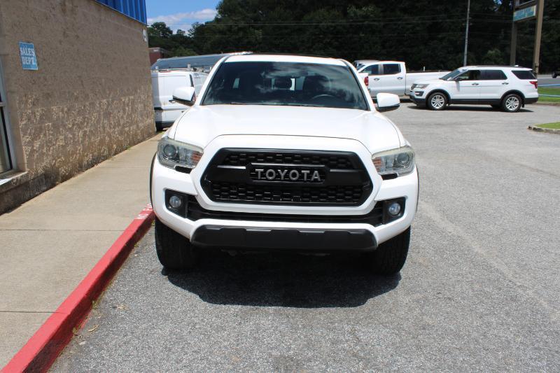 Toyota Tacoma TRD Off Road Double Cab 5' Bed V6 4x2 AT (Natl) 2017