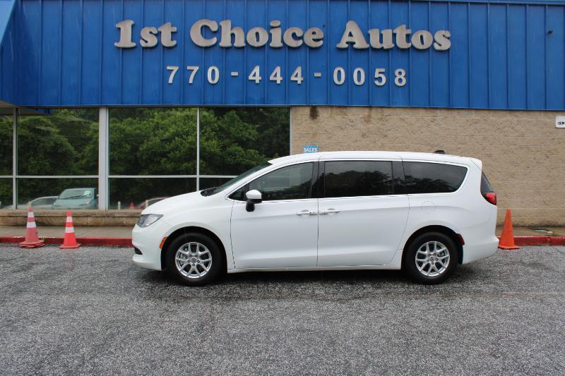 Chrysler Voyager LX FWD 2021
