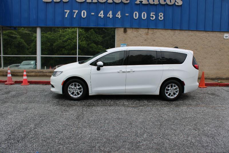 Chrysler Voyager LX FWD 2021