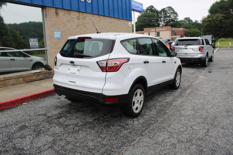 Ford Escape S FWD 2018