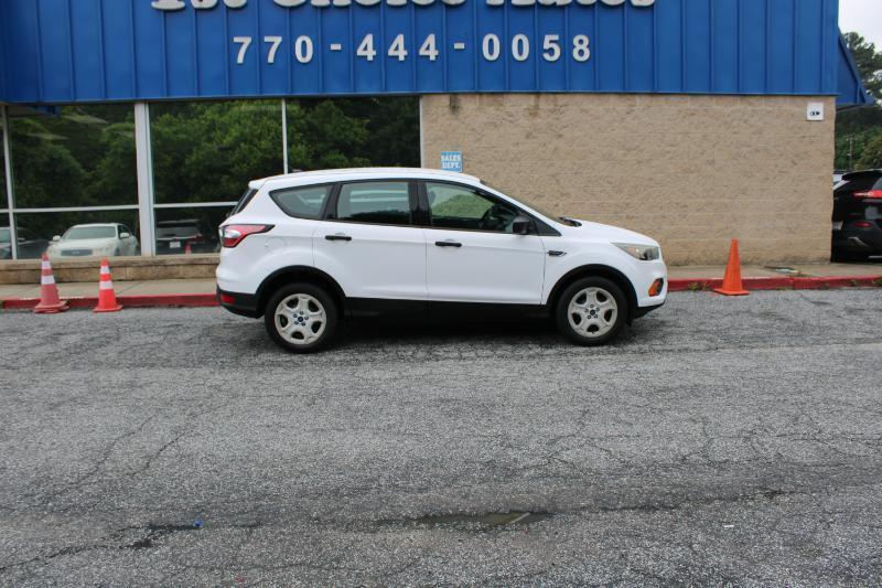 Ford Escape S FWD 2018