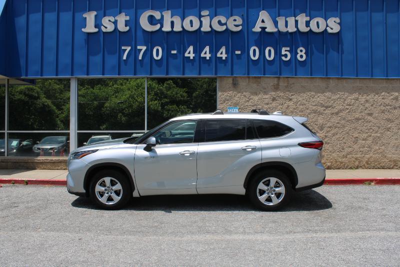 Toyota Highlander Hybrid LE FWD (Natl) 2021