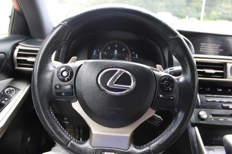 Lexus IS 250 4dr Sport Sdn RWD 2015