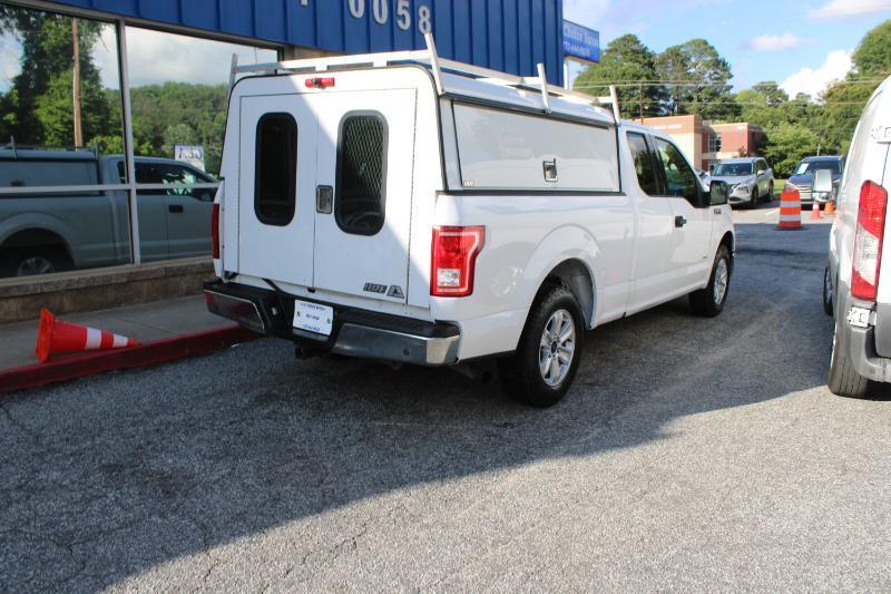 Ford F-150 XLT 2WD SuperCab 8' Box 2017