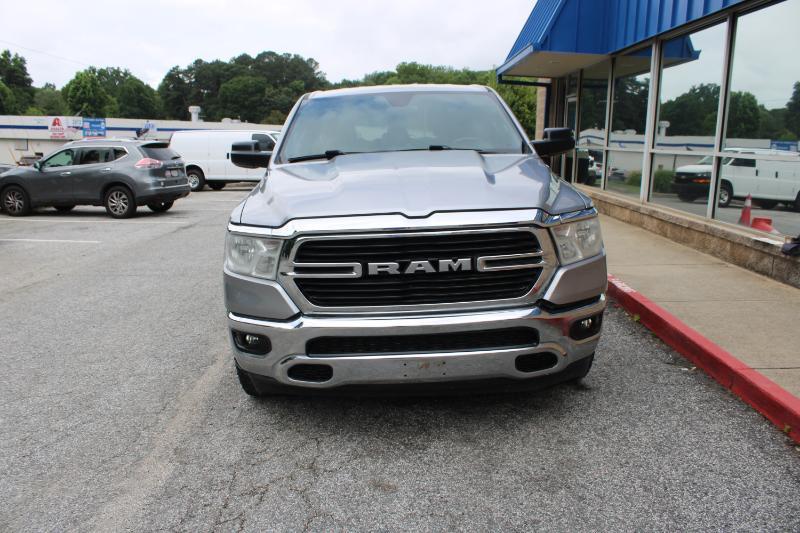 RAM 1500 Big Horn 4x2 Quad Cab 6'4" Box 2021