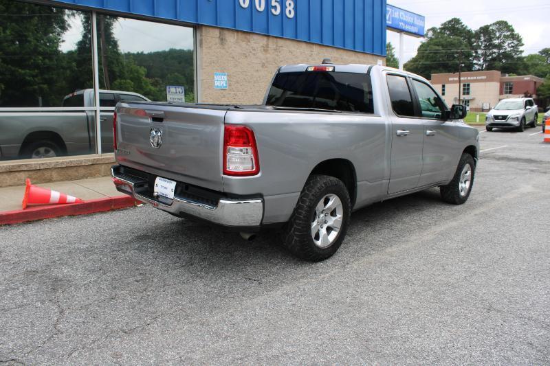 RAM 1500 Big Horn 4x2 Quad Cab 6'4" Box 2021