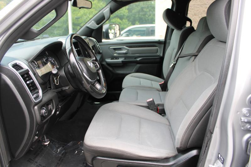 RAM 1500 Big Horn 4x2 Quad Cab 6'4" Box 2021