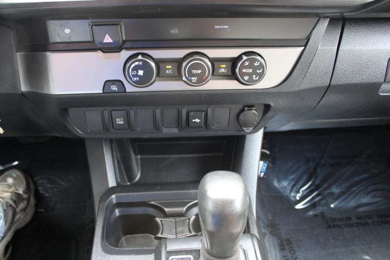 Toyota Tacoma 2WD SR5 Access Cab 6' Bed I4 AT (Natl) 2020