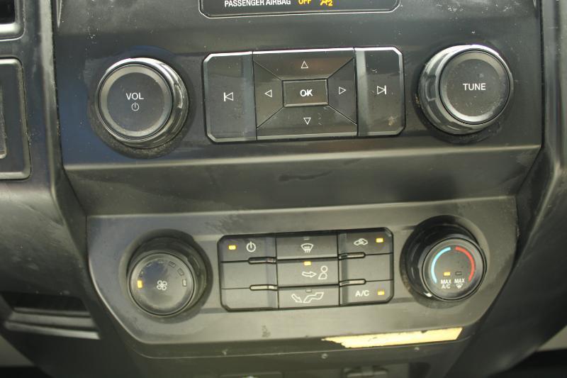 Ford F-150 XL 2WD Reg Cab 8' Box 2020